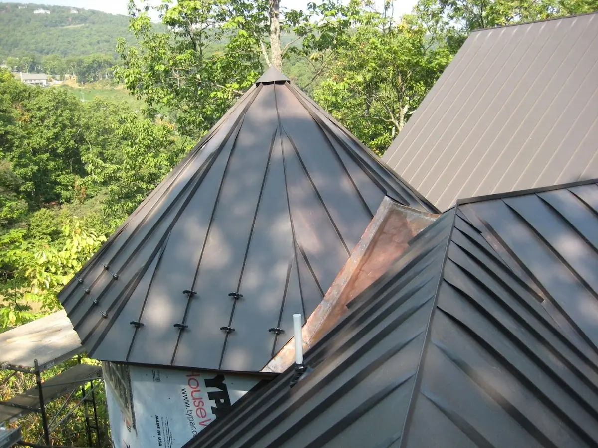 Professional Gutter Cleaning by Craftsman Roofing in Schofield Barracks